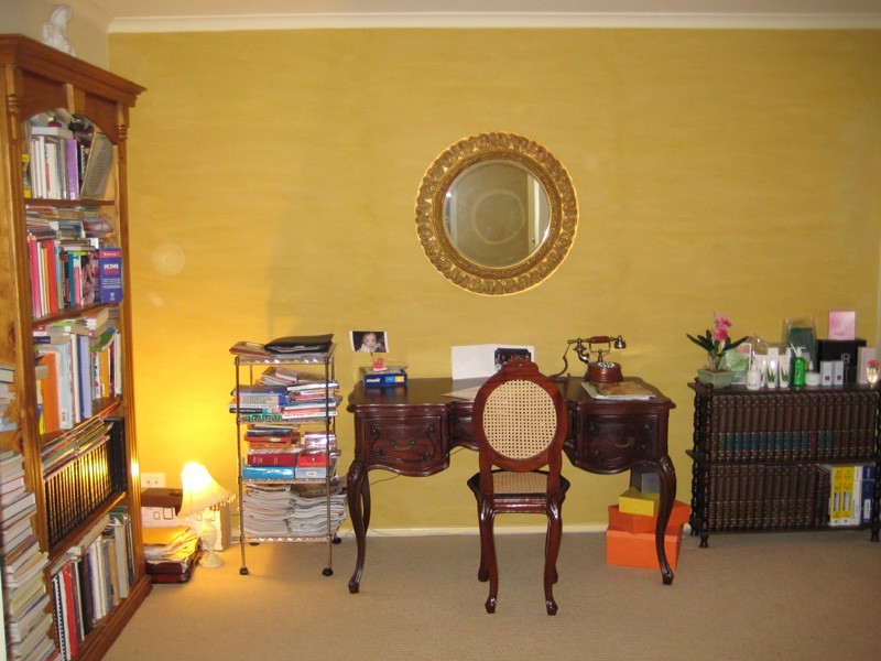 Taylors Hill VIC 3037