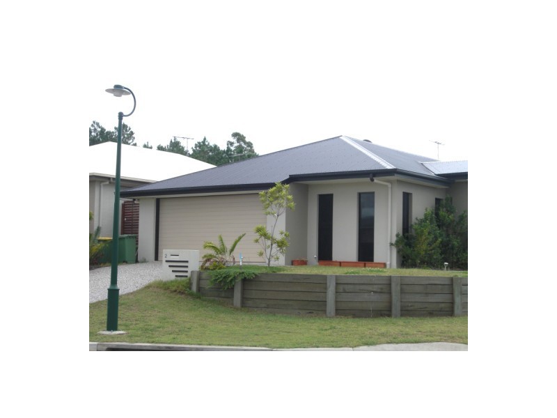 2 Leafwing Street, Kallangur QLD 4503