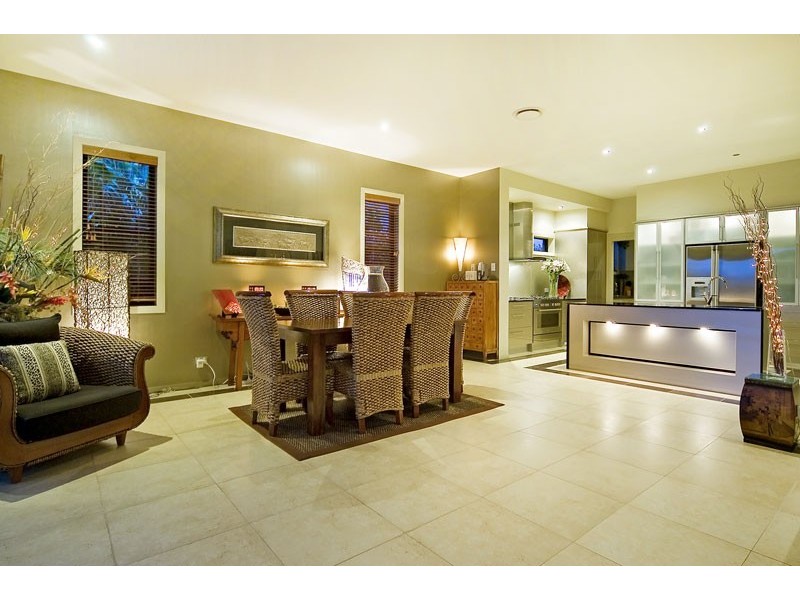 2315 Belmont Court, Hope Island QLD 4212