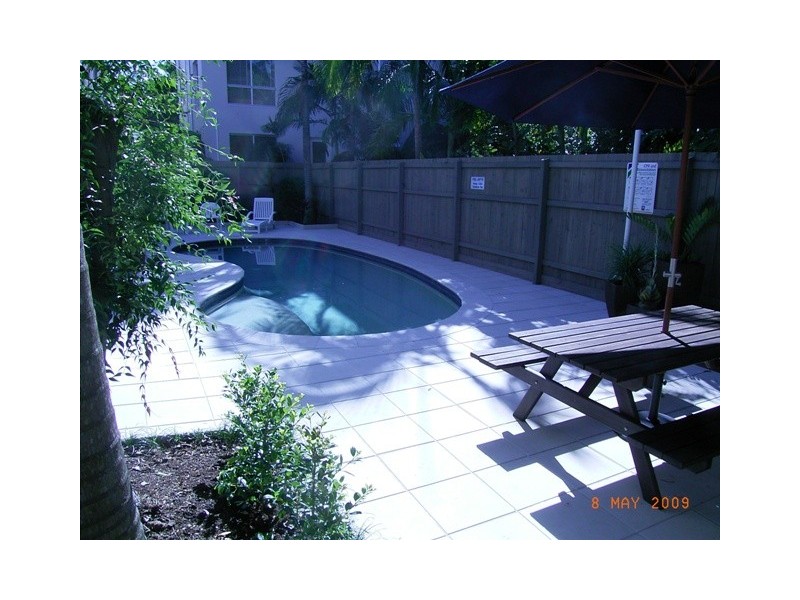 2/16 James Street, Noosaville QLD 4566