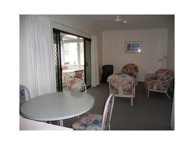 8/16 James Street, Noosaville QLD 4566