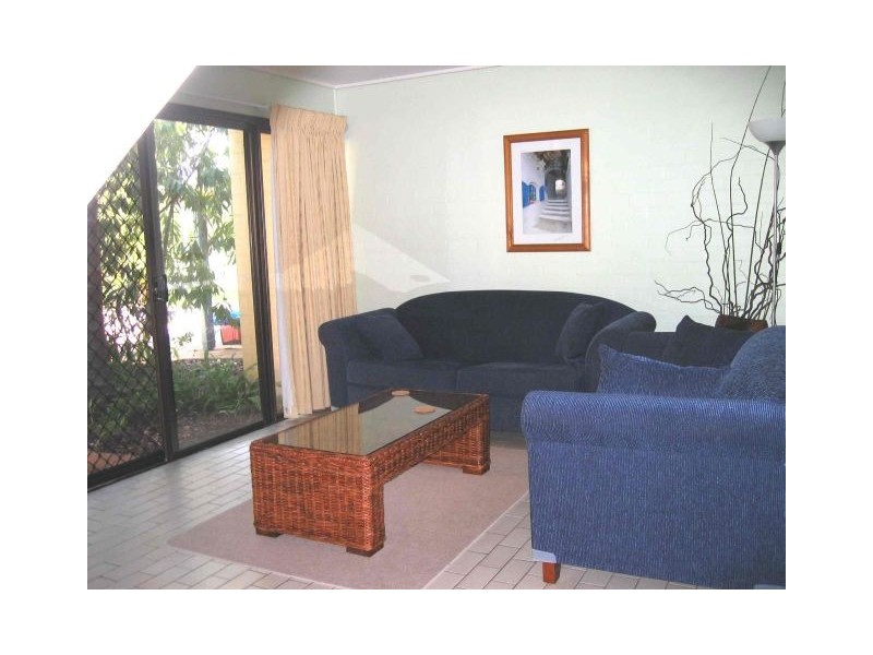 2/42 James Street, Noosaville QLD 4566