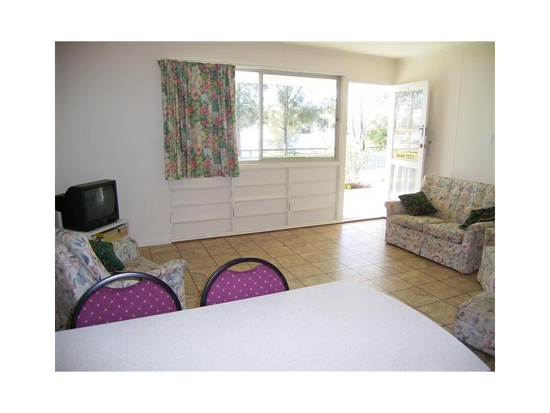 2/7 Hilton Esplanade, Tewantin QLD 4565