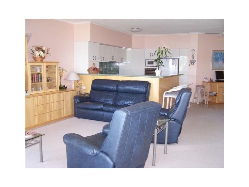 2/76 Hilton Terrace, Tewantin QLD 4565