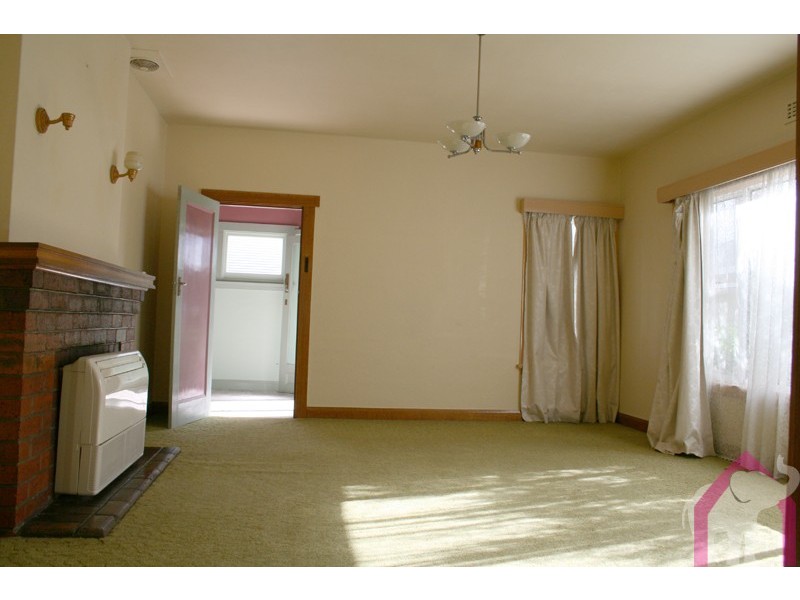 79 Hobart Rd, Kings Meadows TAS 7249