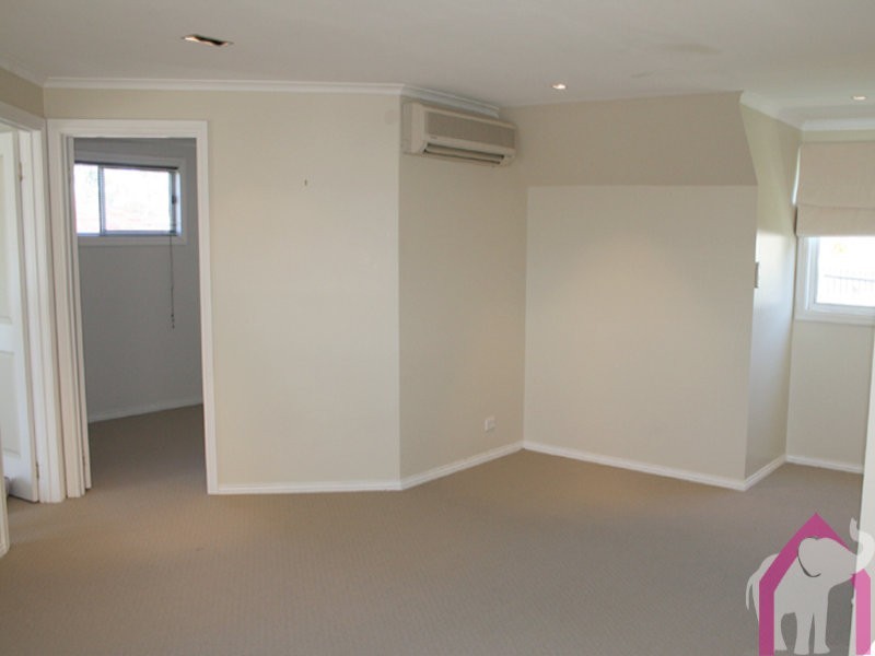 72 Gibson St, Kings Meadows TAS 7249