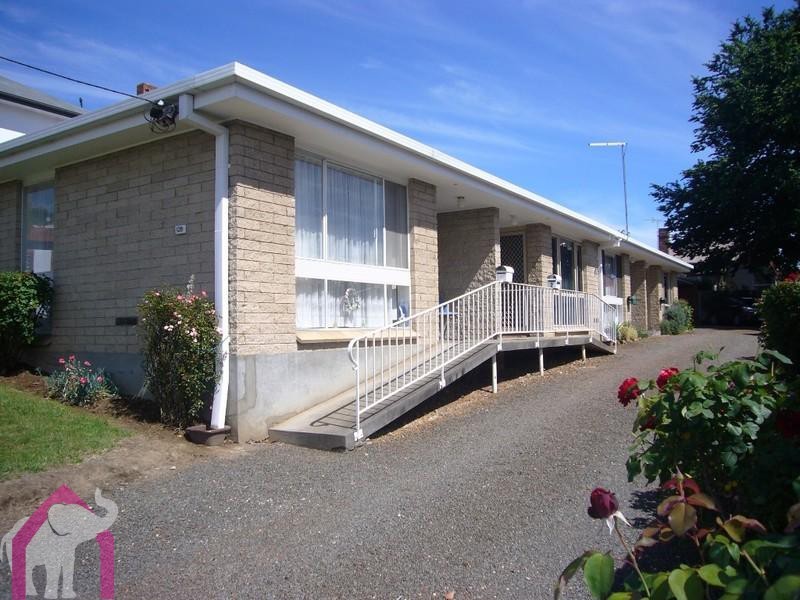 2/128 Balfour St, Launceston TAS 7250