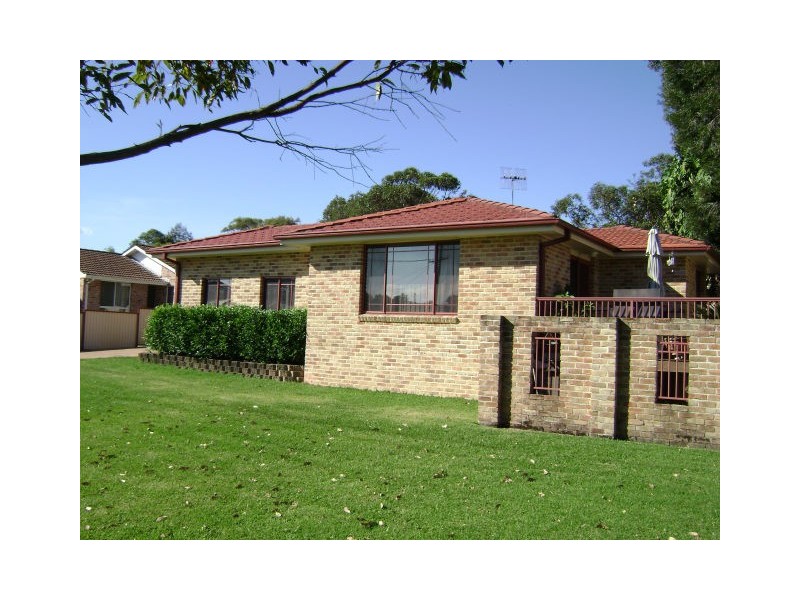 1/27 FERNDALE STREET, Killarney Vale NSW 2261