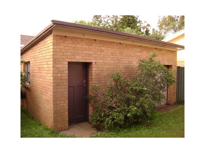 6a charlton, Toowoon Bay NSW 2261