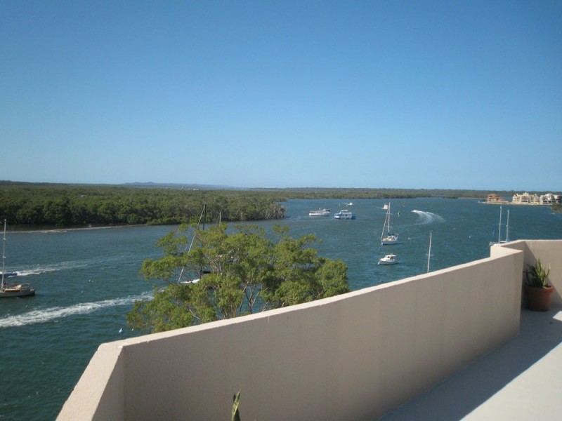 26/8 Paradise Parade, Paradise Point QLD 4216