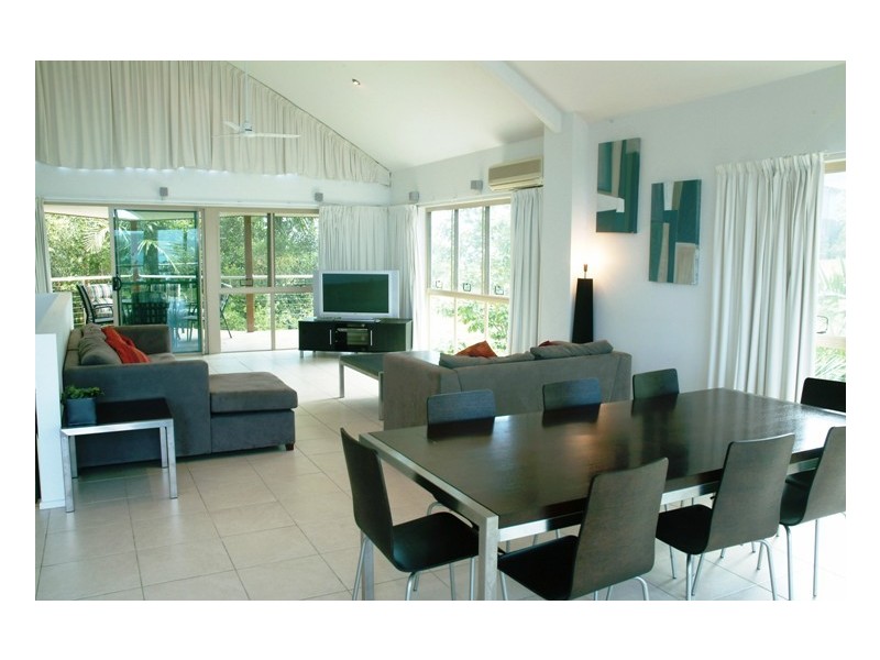 5/14 Whitsunday Boulevard, Hamilton Island QLD 4803