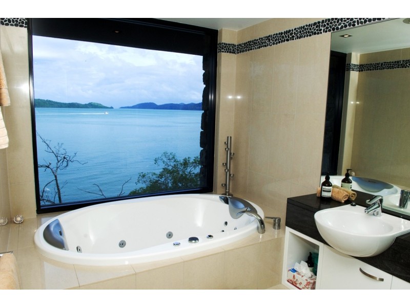 50/5 Acacia Drive, Hamilton Island QLD 4803