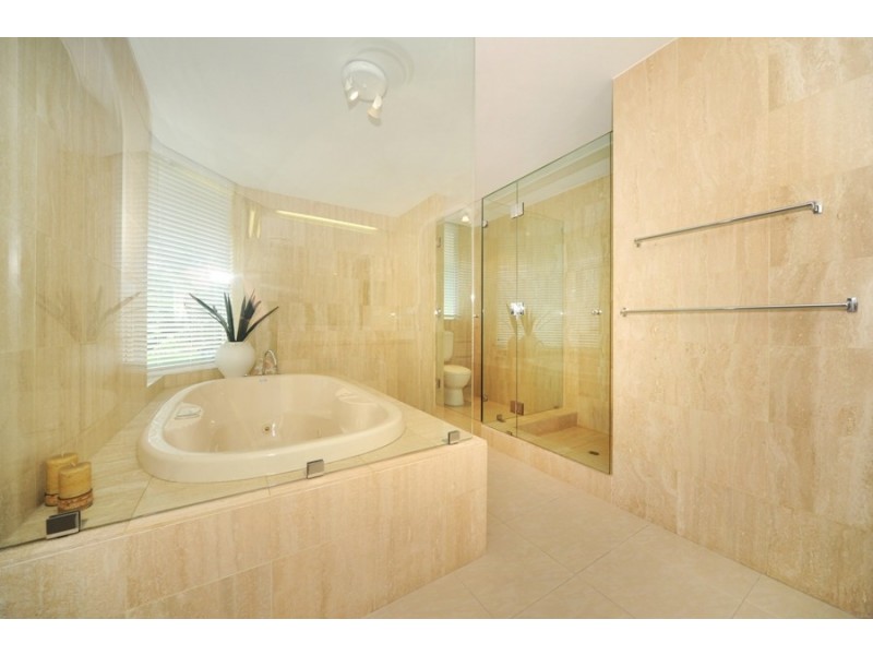 1/1 Marina Drive, Hamilton Island QLD 4803