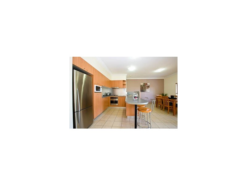 1/2 Flametree Grove, Hamilton Island QLD 4803