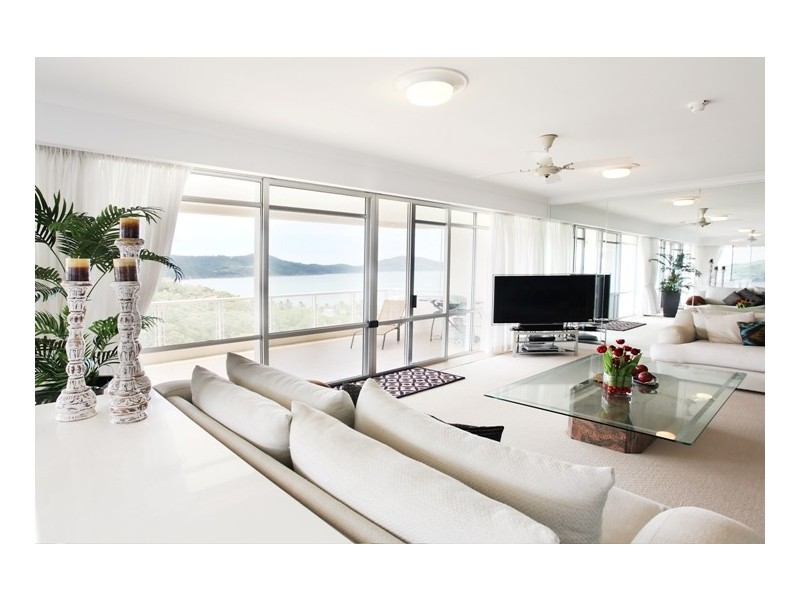 8/1 Marina Drive, Hamilton Island QLD 4803