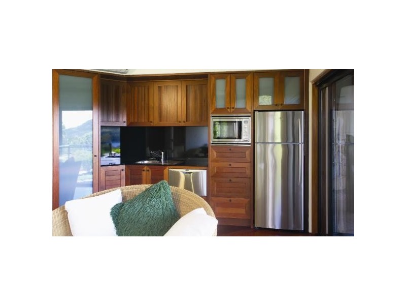 6 Whitsunday Boulevard, Hamilton Island QLD 4803