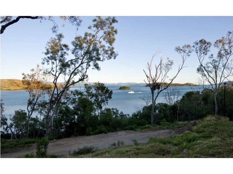 14 Island View Way, Hamilton Island QLD 4803