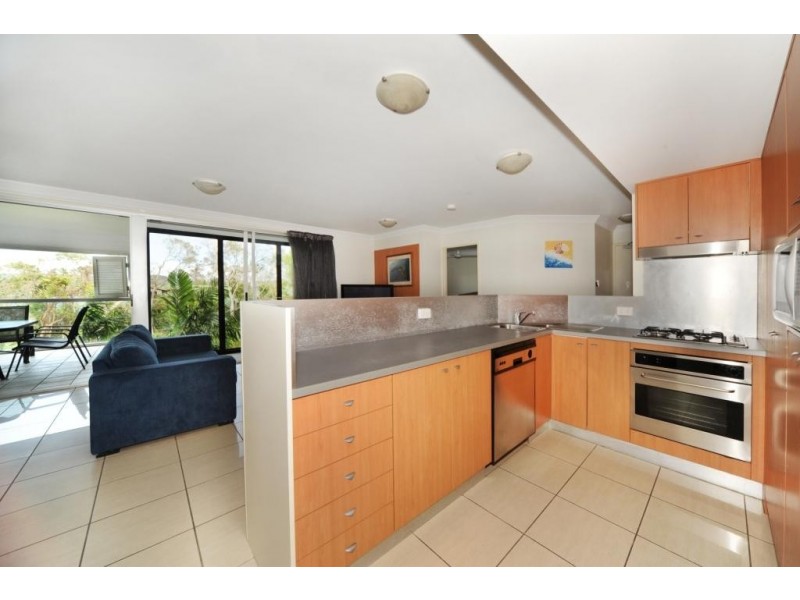 10/2 Flametree Grove, Hamilton Island QLD 4803