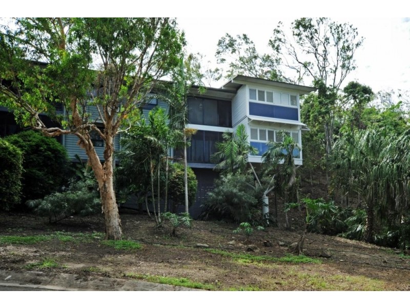 10/2 Flametree Grove, Hamilton Island QLD 4803