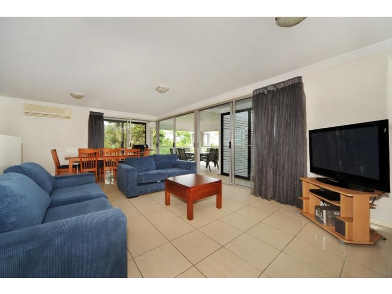 10/2 Flametree Grove, Hamilton Island QLD 4803