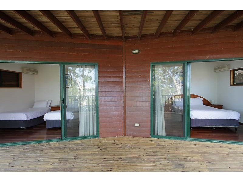 1/2 Acacia Drive, Hamilton Island QLD 4803