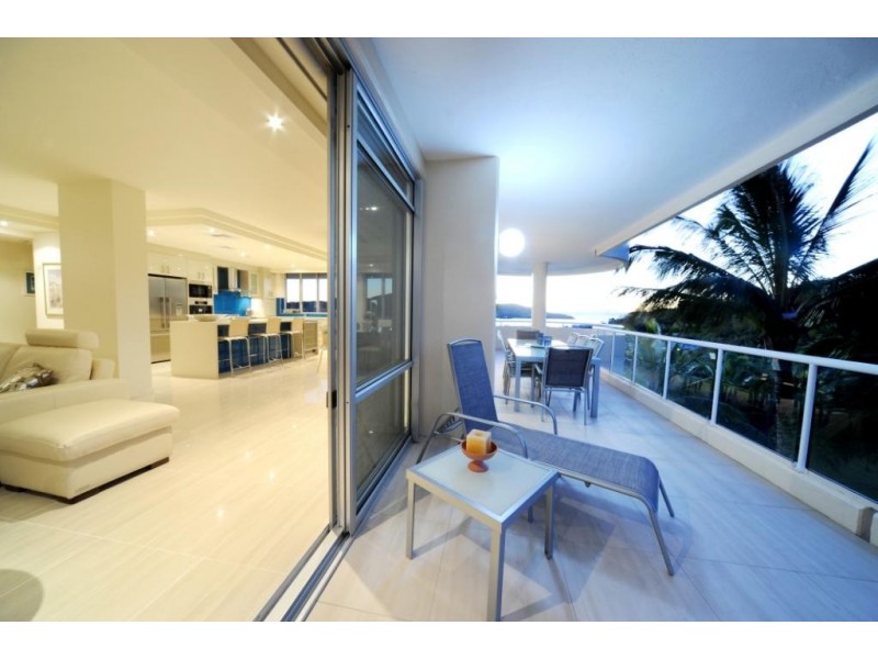 2/1 Marina Drive, Hamilton Island QLD 4803