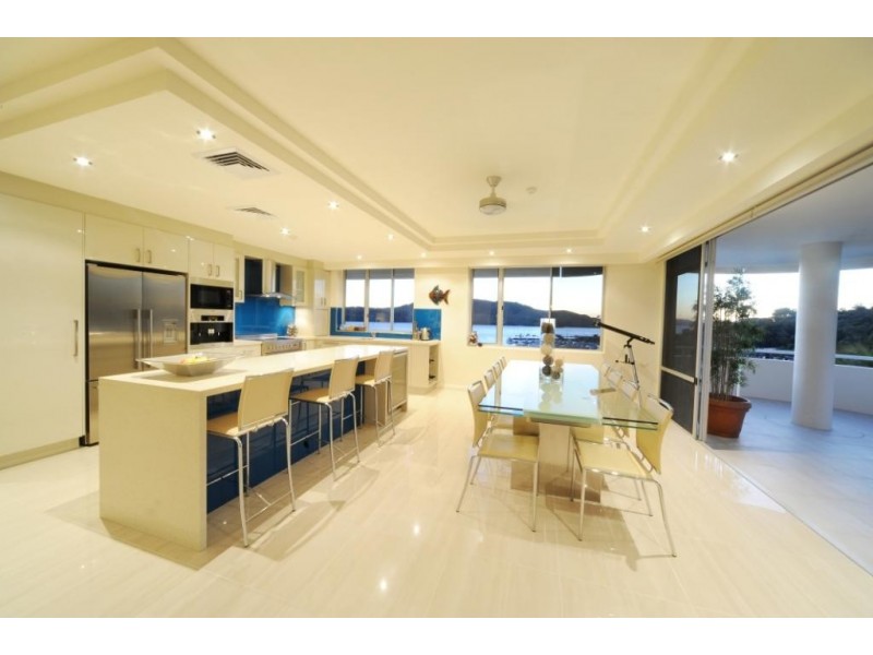 2/1 Marina Drive, Hamilton Island QLD 4803