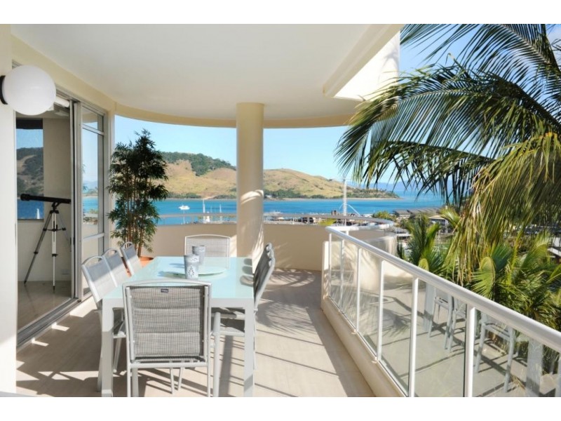 2/1 Marina Drive, Hamilton Island QLD 4803