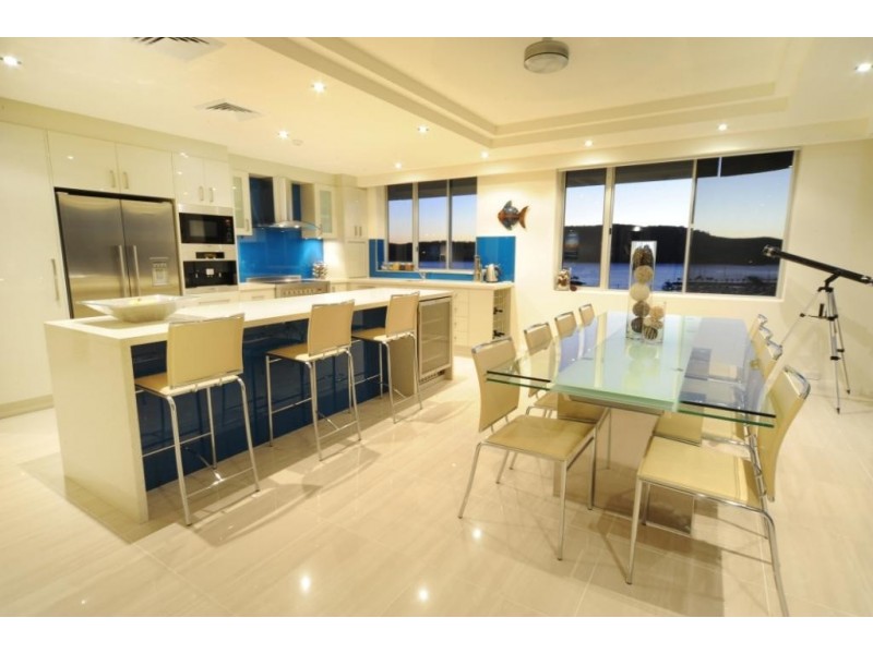 2/1 Marina Drive, Hamilton Island QLD 4803