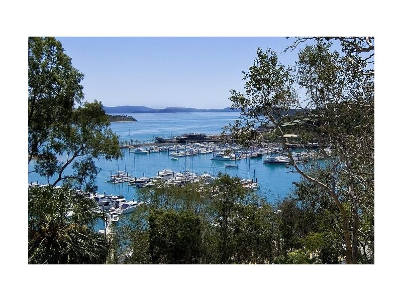 4 Marina Drive, Hamilton Island QLD 4803