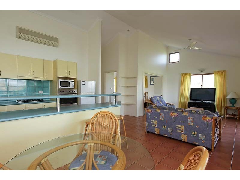 7/1 Flametree Grove, Hamilton Island QLD 4803