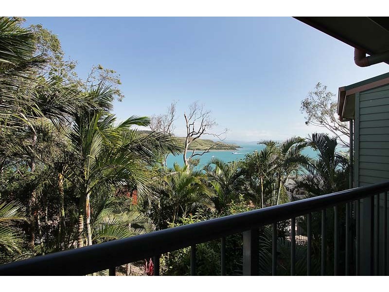 7/1 Flametree Grove, Hamilton Island QLD 4803