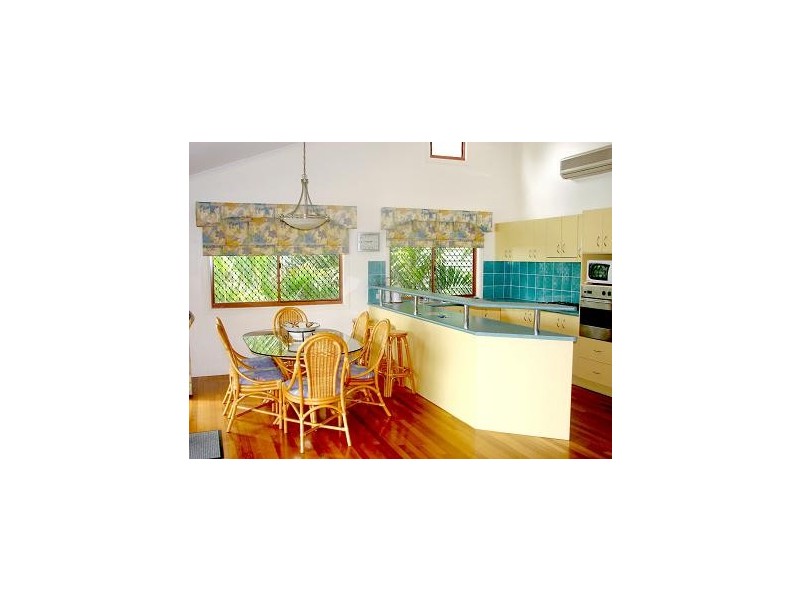 10/1 Flametree Grove, Hamilton Island QLD 4803