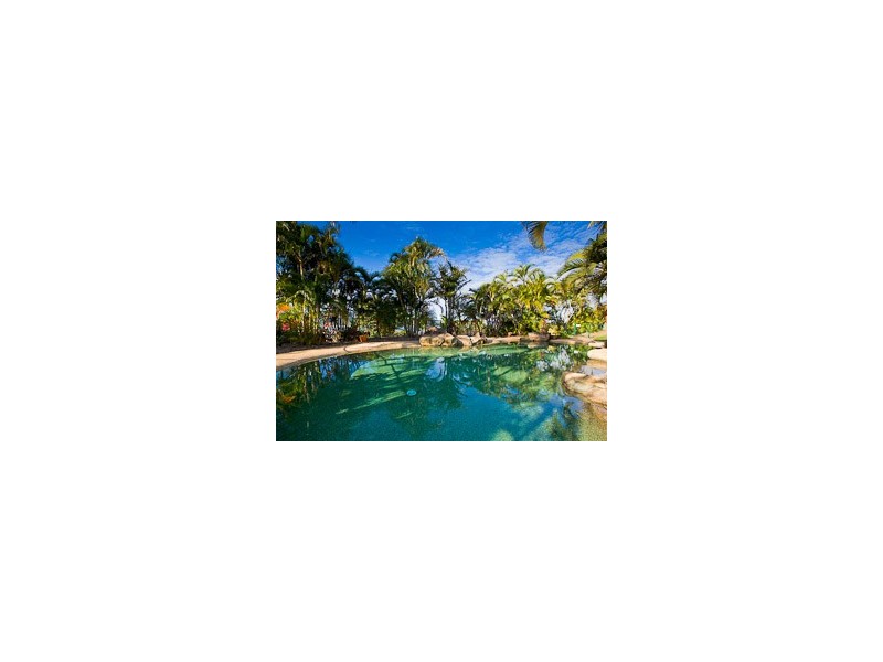 E3/12 Whitsunday Boulevard, Hamilton Island QLD 4803