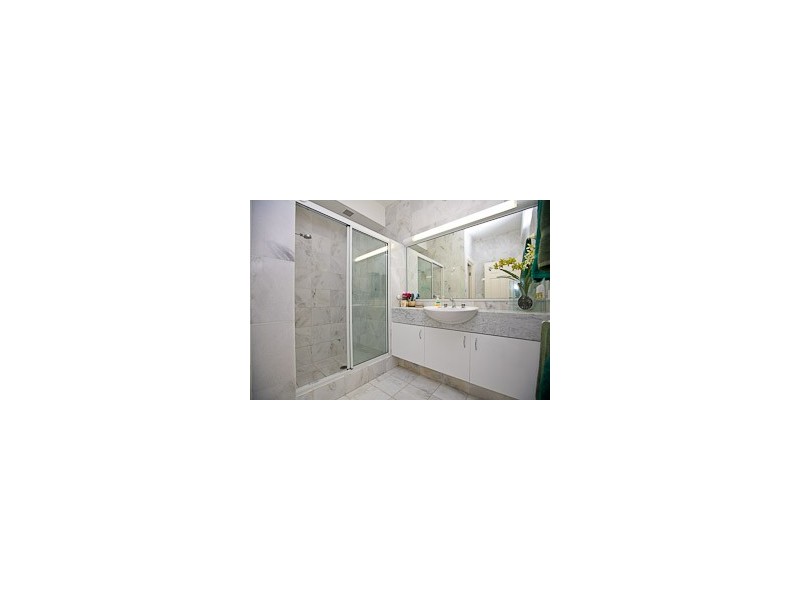 E3/12 Whitsunday Boulevard, Hamilton Island QLD 4803