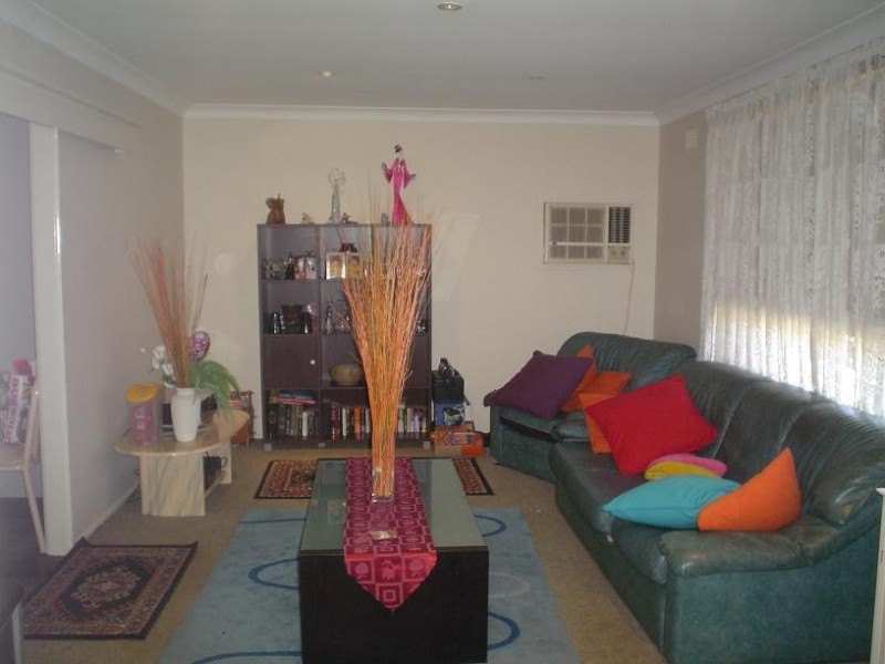 2 Yvonne Street, Greystanes NSW 2145