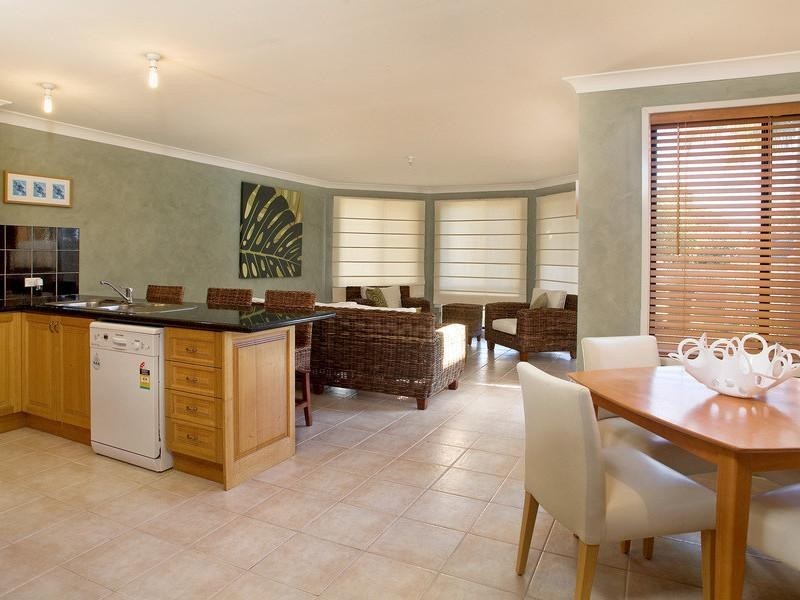 4 Bertram St, Concord NSW 2137