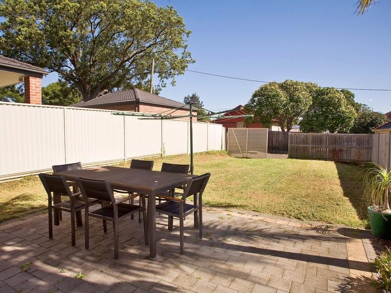 4 Bertram St, Concord NSW 2137