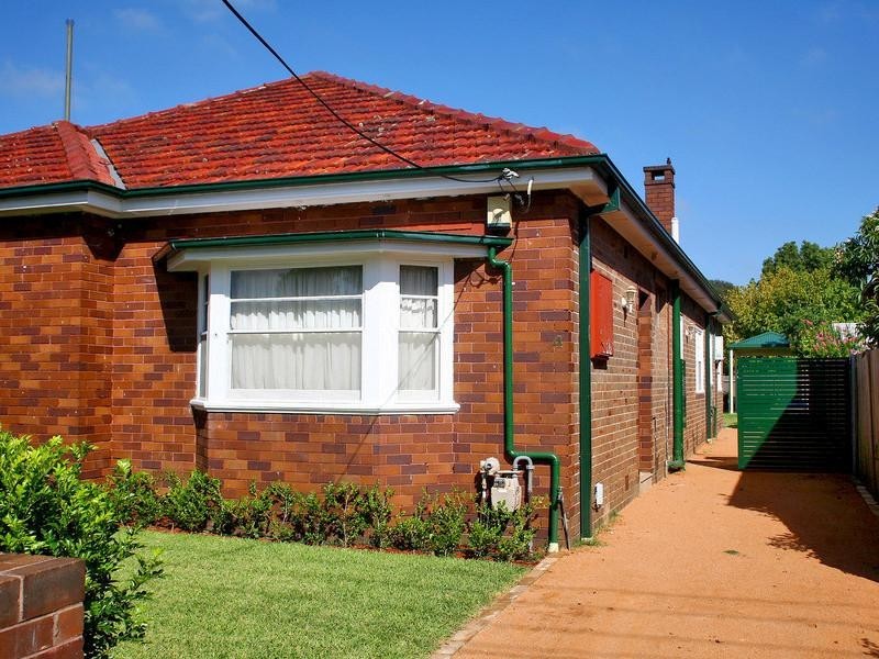4 David St, Concord NSW 2137