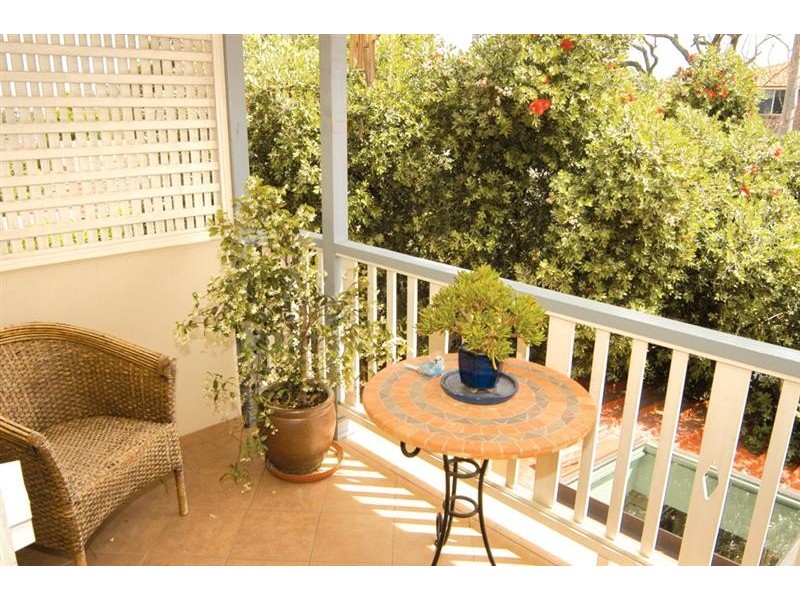 6 Castlestead St, Concord West NSW 2138