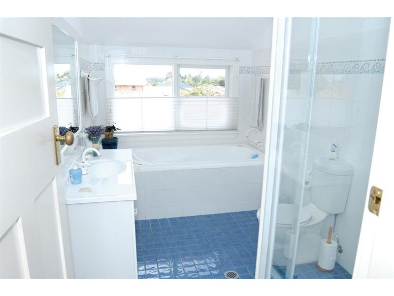 6 Castlestead St, Concord West NSW 2138