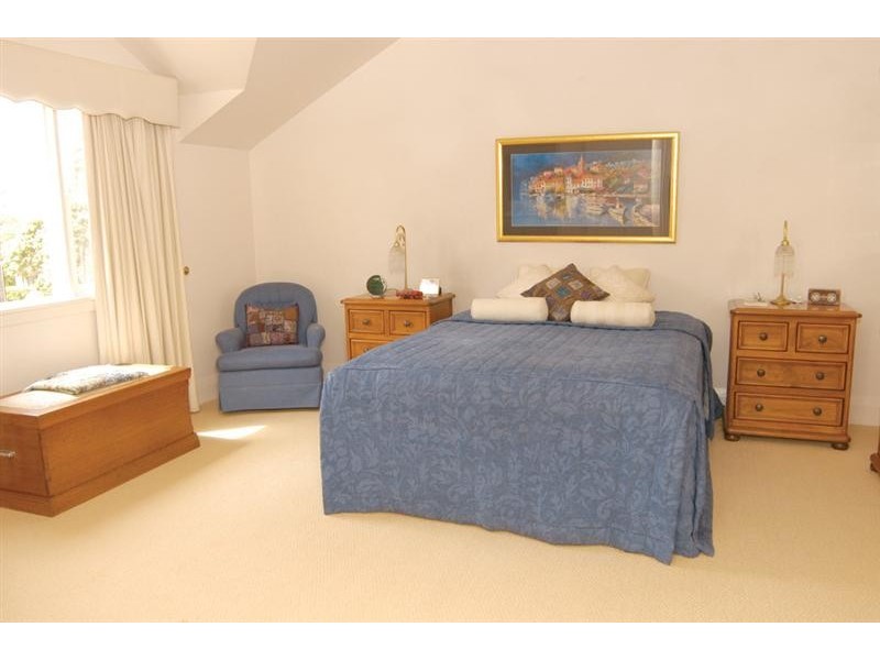 6 Castlestead St, Concord West NSW 2138