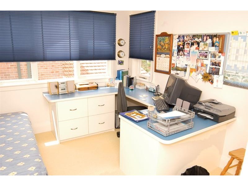 6 Castlestead St, Concord West NSW 2138