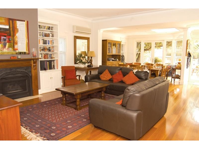 6 Castlestead St, Concord West NSW 2138