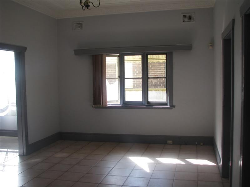 19 Coleman Av, Homebush NSW 2140