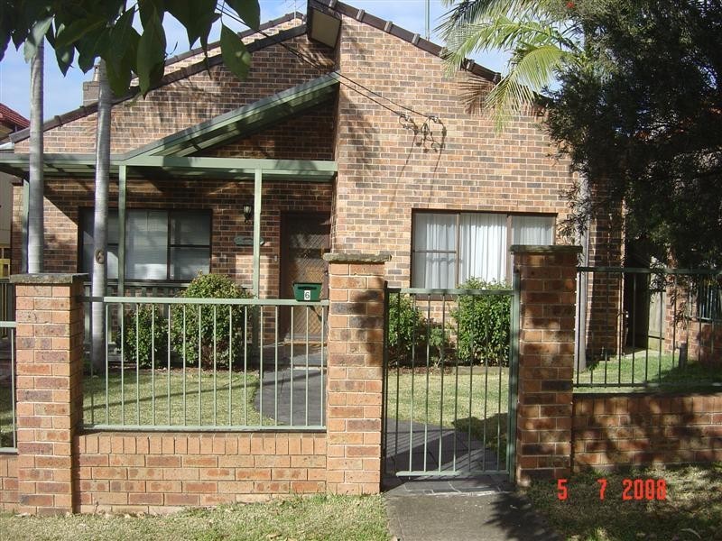 6 Shackel Av, Concord NSW 2137