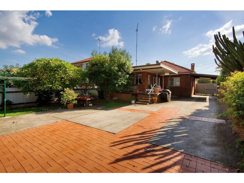 10 Hospital Rd, Concord West NSW 2138
