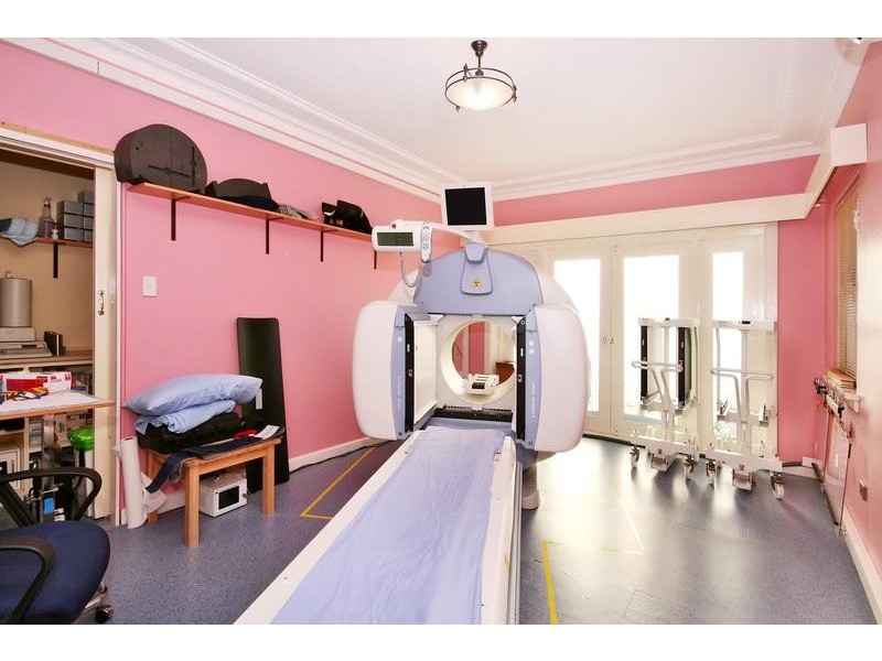 4 Hospital Rd, Concord West NSW 2138