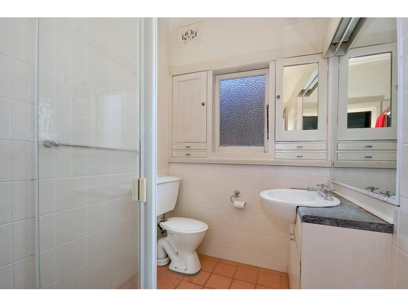 6 Hospital Rd, Concord West NSW 2138