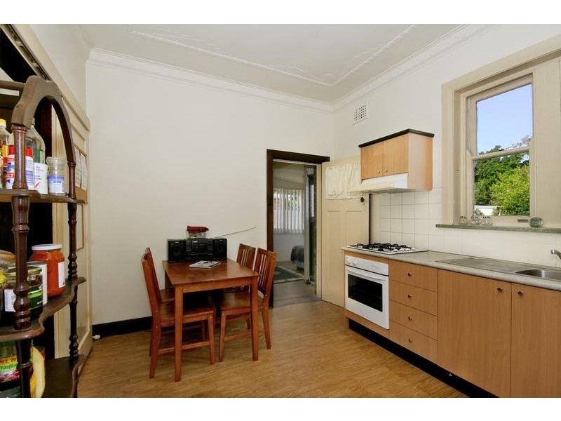 6 Hospital Rd, Concord West NSW 2138